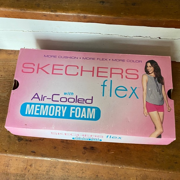 Sketchers Flex Size 8.5 Wide Fit - Picture 7 of 8